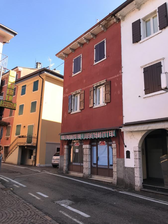 Casa Al Borgo Leilighet Garda  Eksteriør bilde
